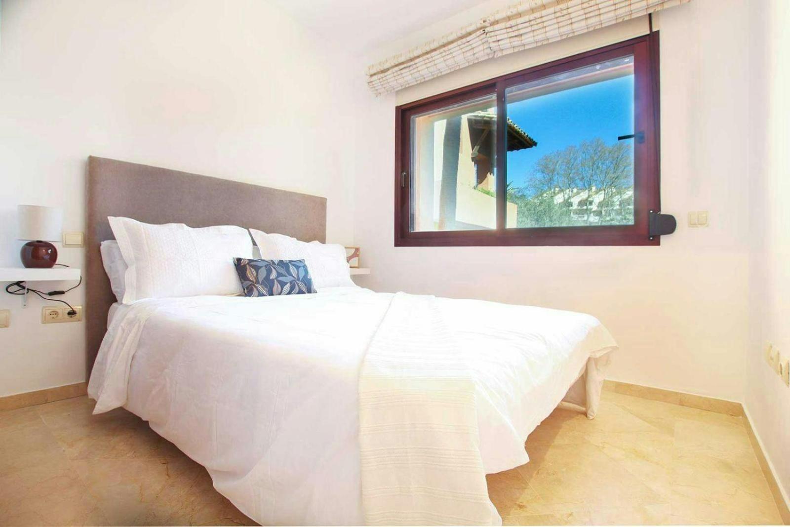 Piso 4 Hab. - Elviria Playa Apartment Marbella Exterior foto