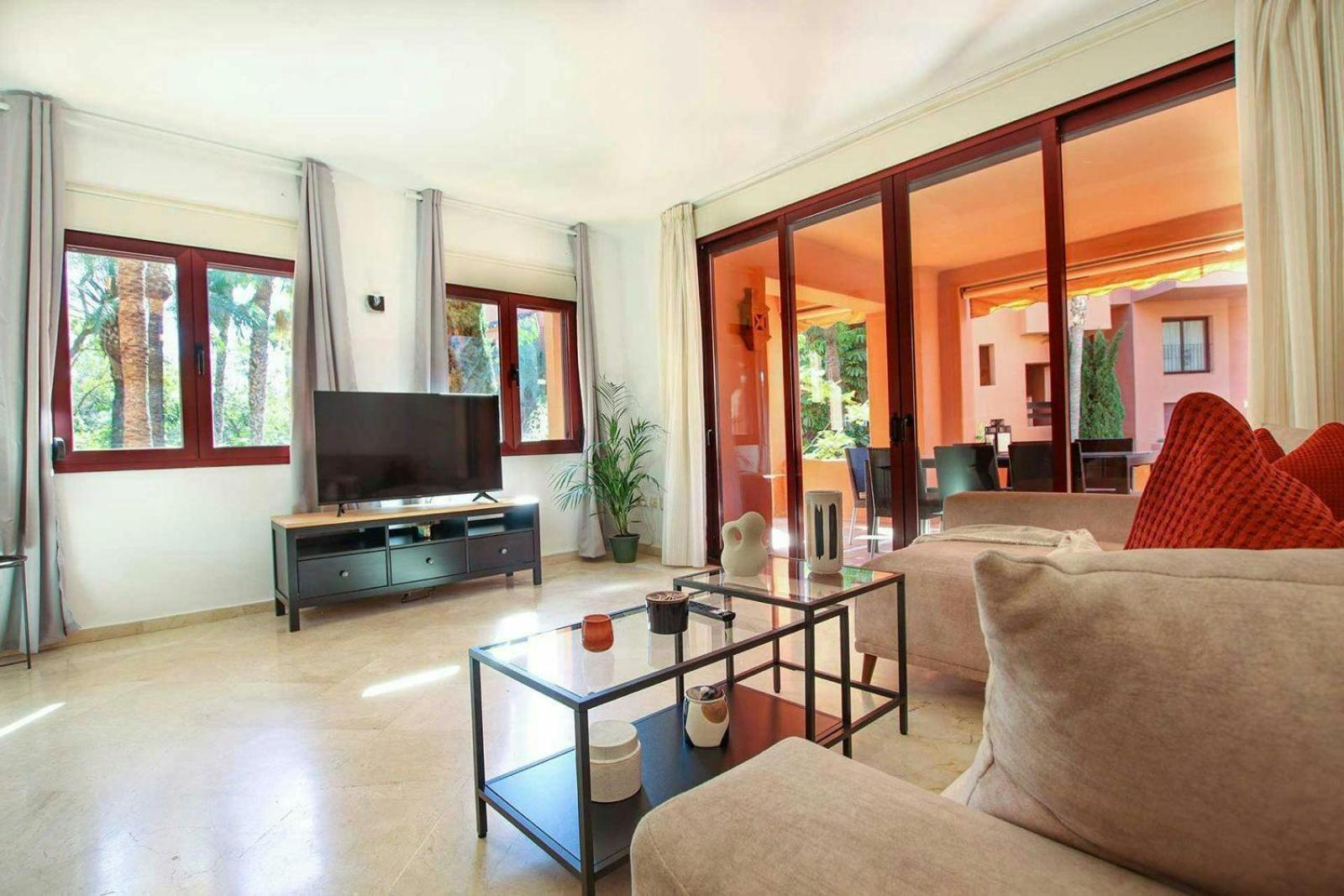Piso 4 Hab. - Elviria Playa Apartment Marbella Exterior foto